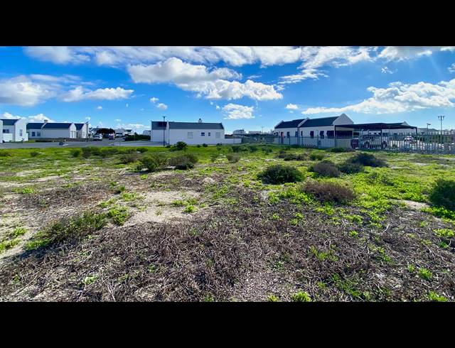 654M² VACANT LAND FOR SALE IN LAAIPLEK